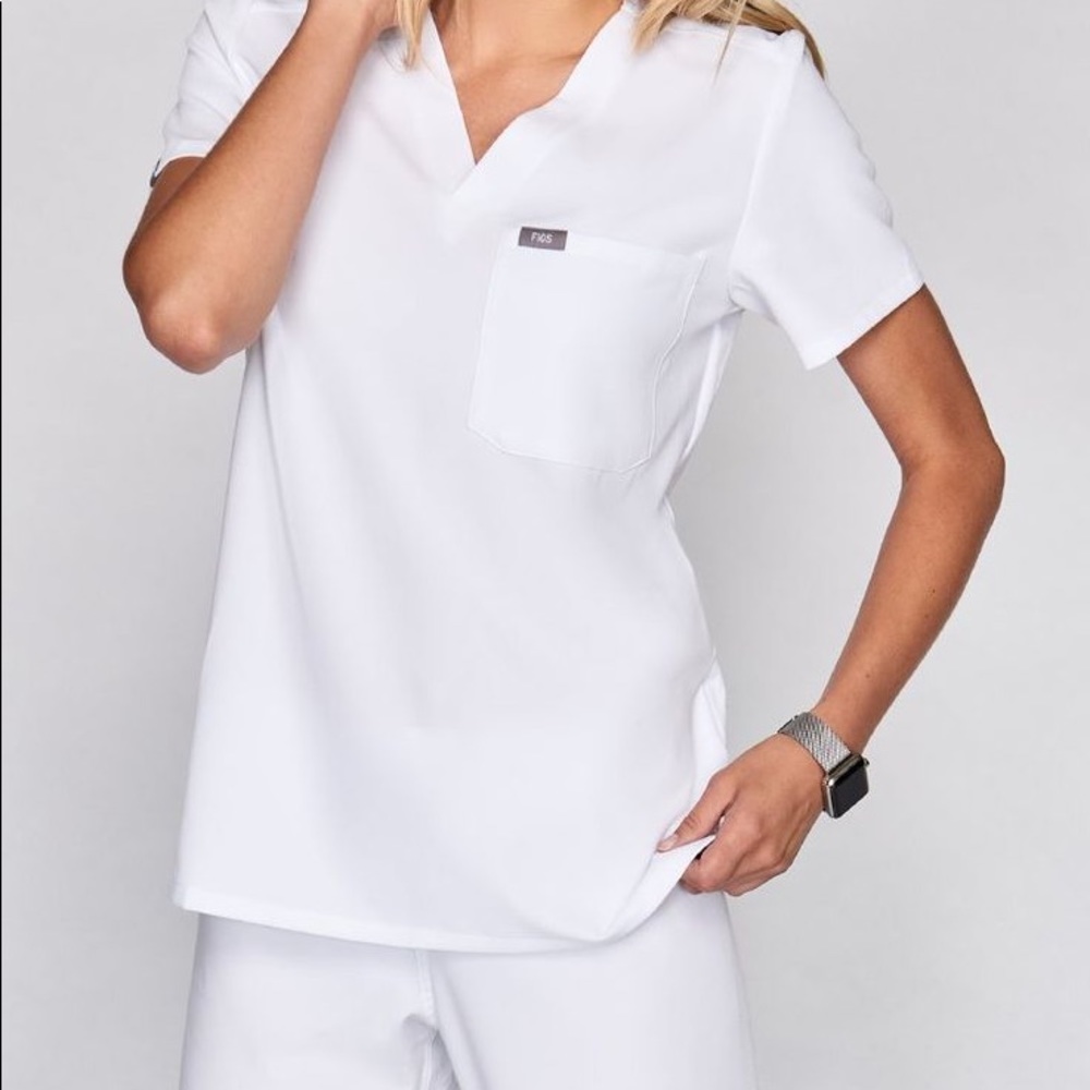 Figs White scrub set